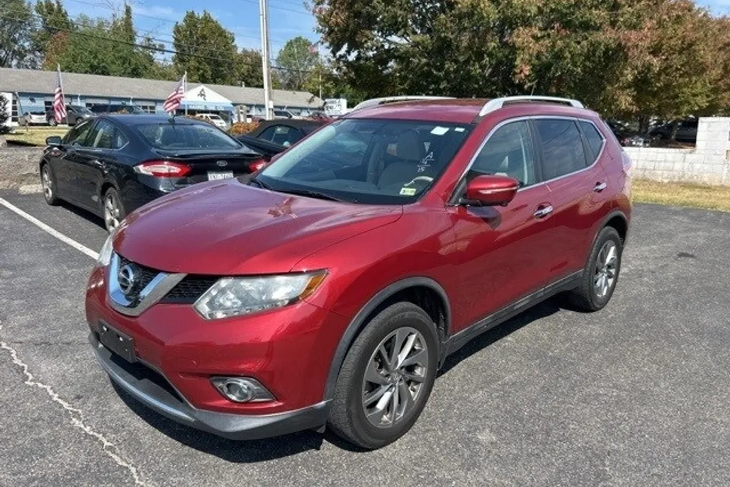 2015 Nissan Rogue SL photo 1