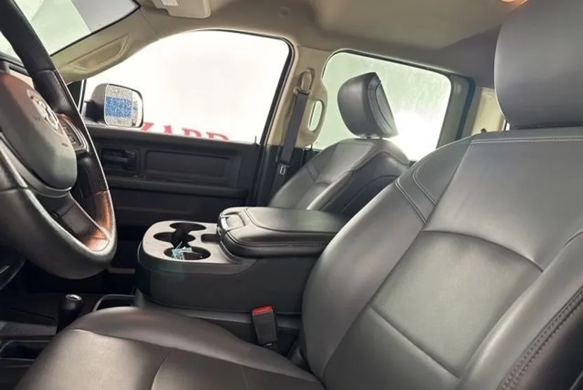 2020 Ram 2500 Tradesman photo 1