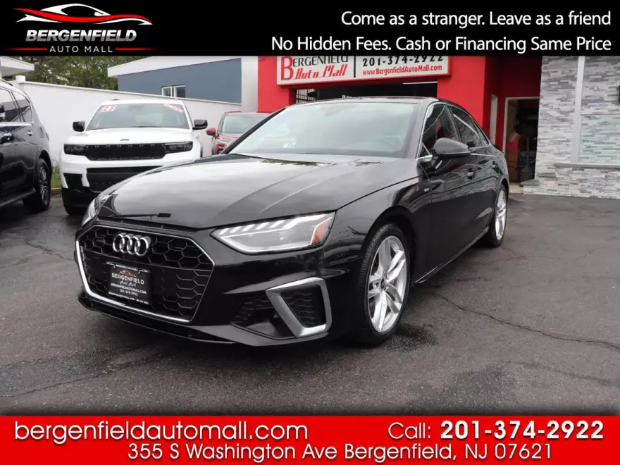 2023 Audi A4 S line Premium Plus 45 TFSI Quattro photo 1