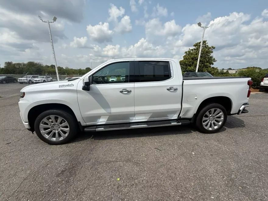 2021 Chevrolet Silverado 1500 High Country photo 1