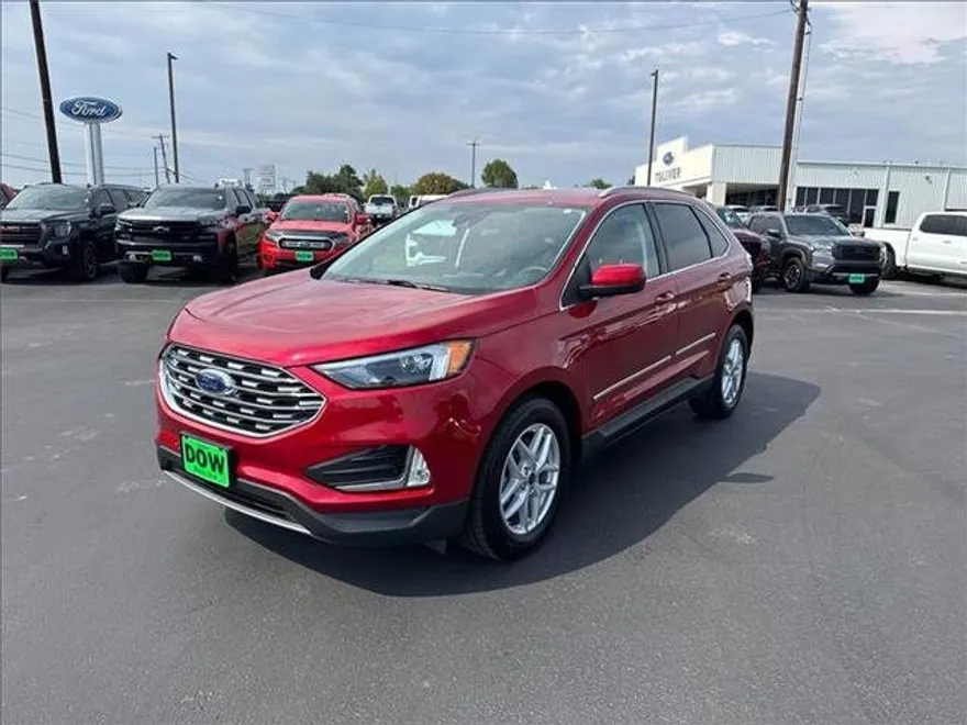 2022 Ford Edge SEL photo 1