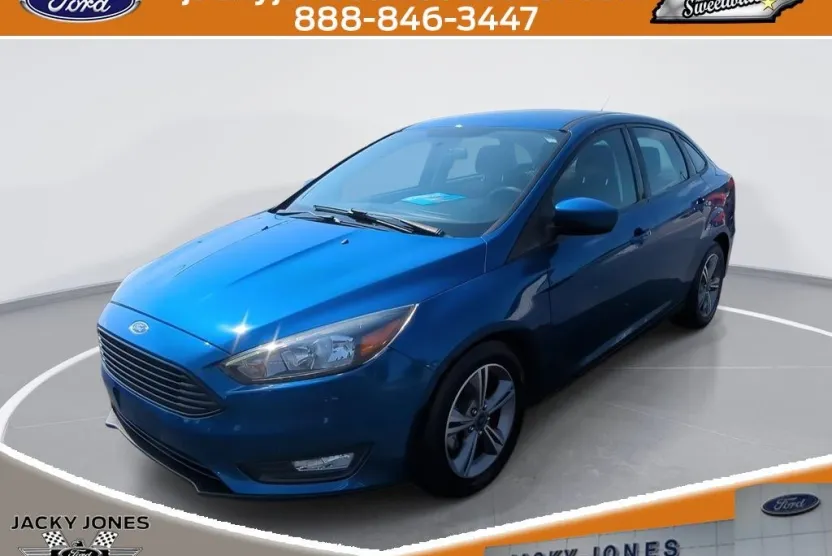 2018 Ford Focus SE photo 1