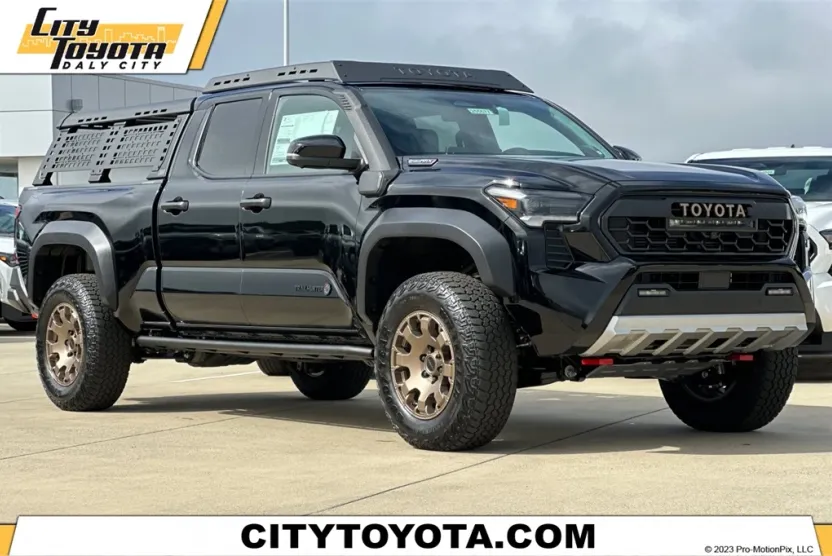 2025 Toyota Tacoma Trailhunter Double Cab photo 1