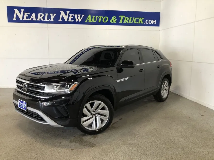 2020 Volkswagen Atlas Cross Sport SE Technology photo 1