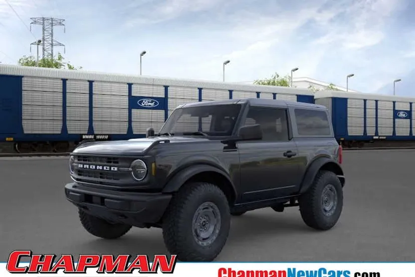 2025 Ford Bronco Base photo 1