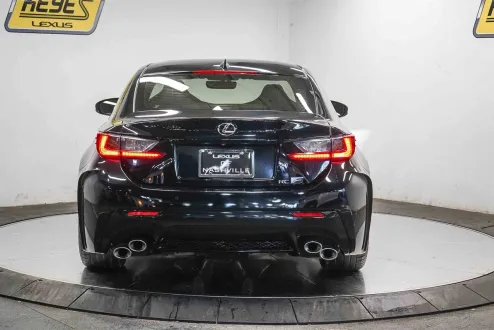 2016 Lexus RC F photo 3