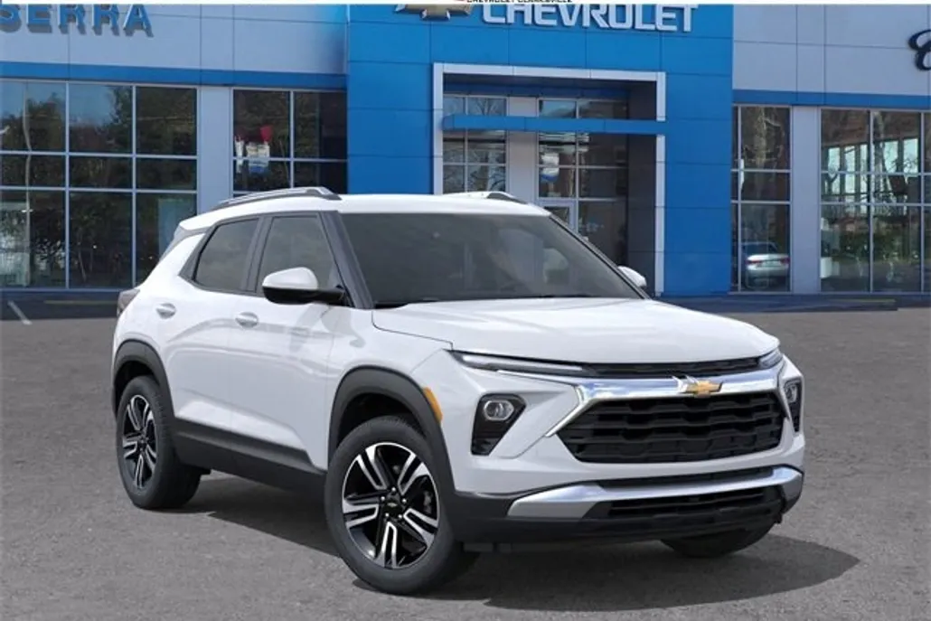 2026 Chevrolet Trailblazer LT photo 1