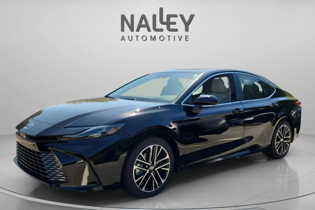 2025 Toyota Camry XLE photo 1