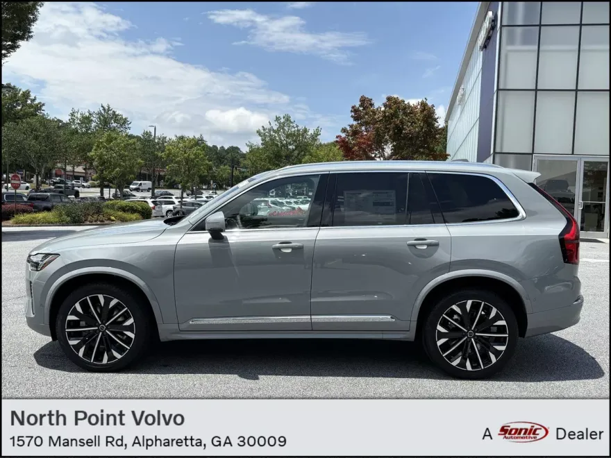 2026 Volvo XC90 Plus photo 1