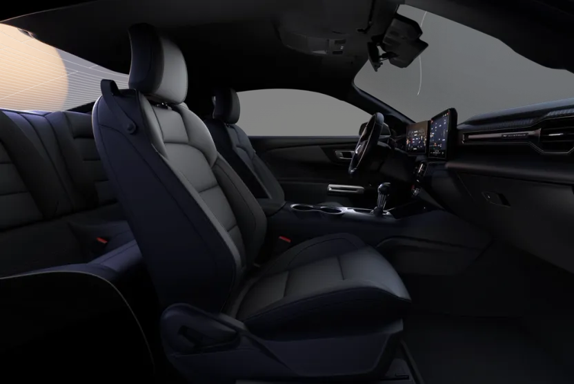 2025 Ford Mustang EcoBoost photo 8