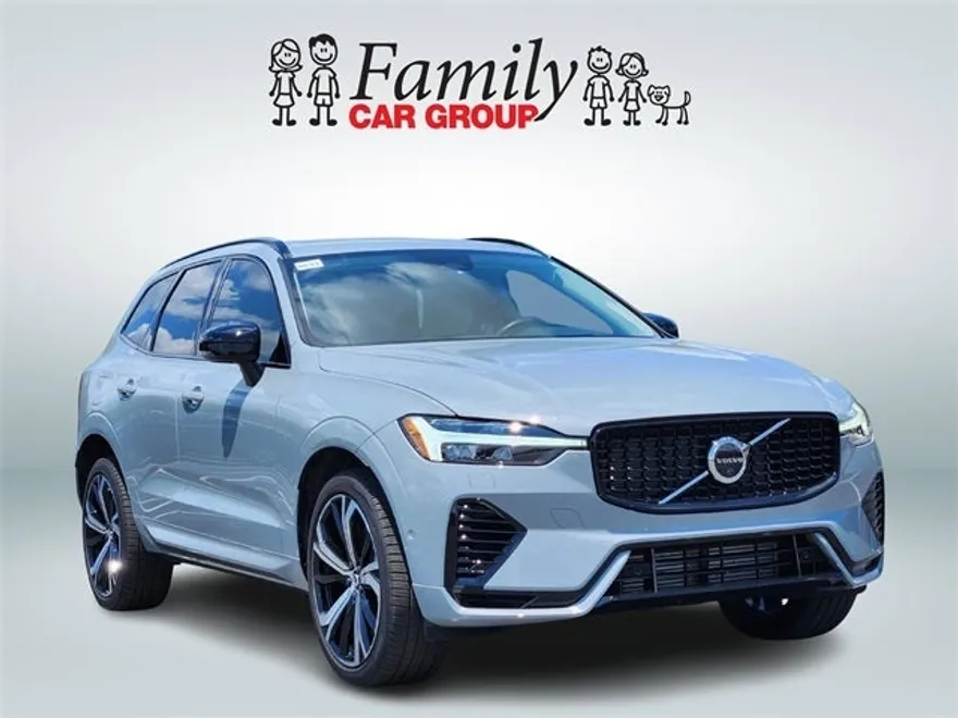 2024 Volvo XC60 Recharge Hybrid Ultimate photo 1