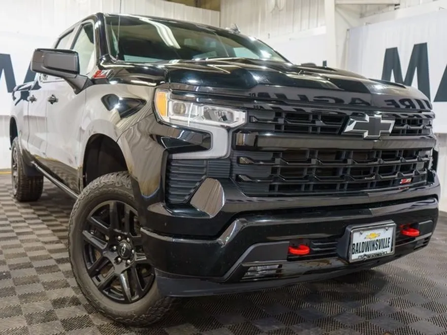 2024 Chevrolet Silverado 1500 LT Trail Boss photo 1