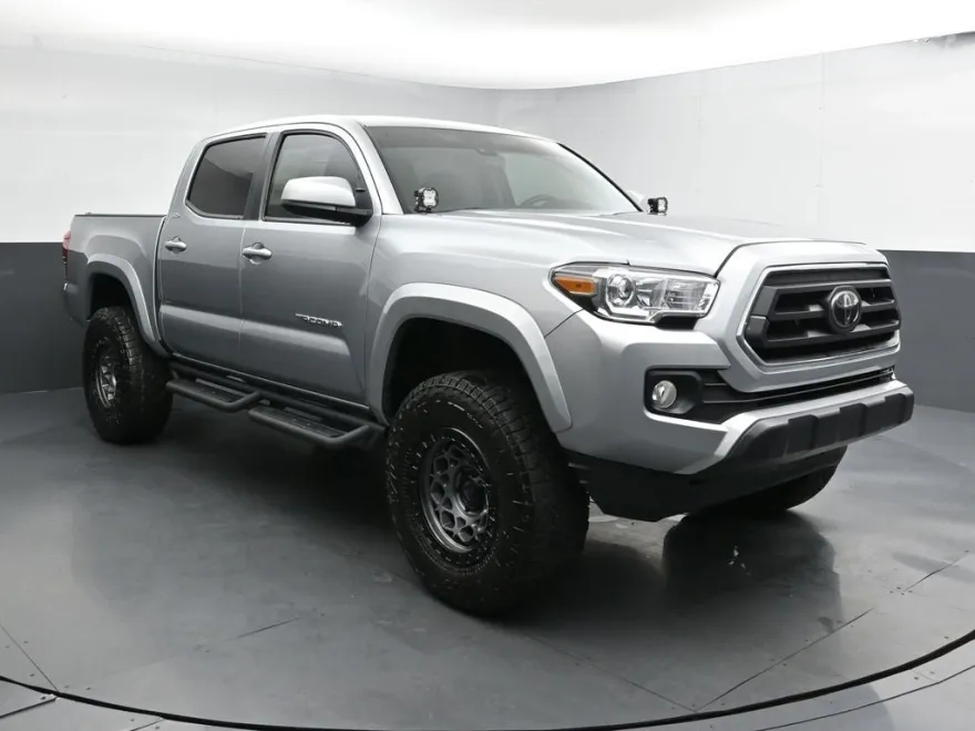 2023 Toyota Tacoma SR5 Double Cab V6 photo 1