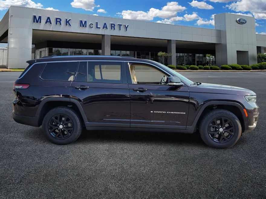 2022 Jeep Grand Cherokee Limited photo 1