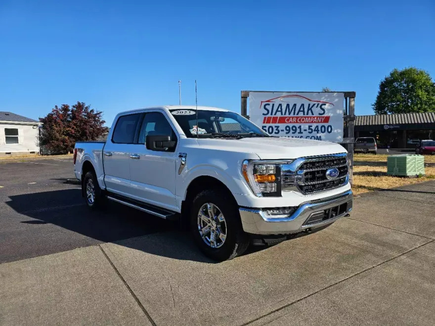 2023 Ford F-150 XLT photo 1