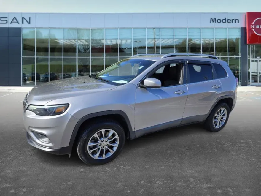 2019 Jeep Cherokee Latitude photo 1