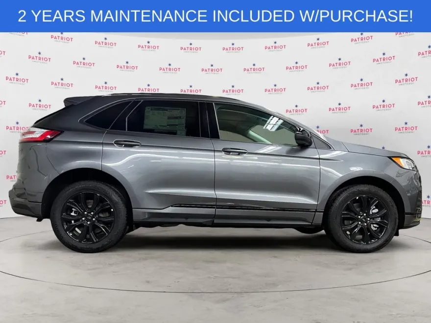 2024 Ford Edge SE photo 1