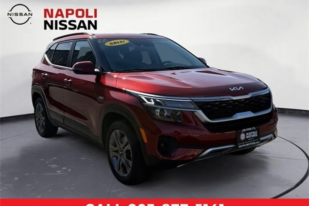 2022 Kia Seltos S photo 1