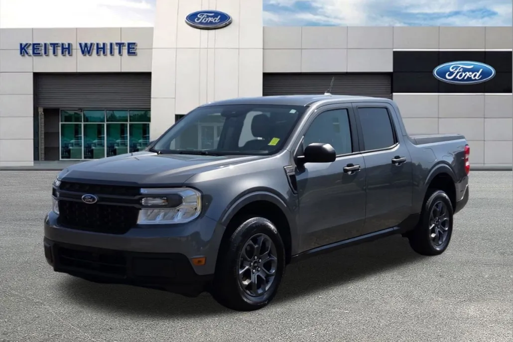 2024 Ford Maverick XLT photo 1