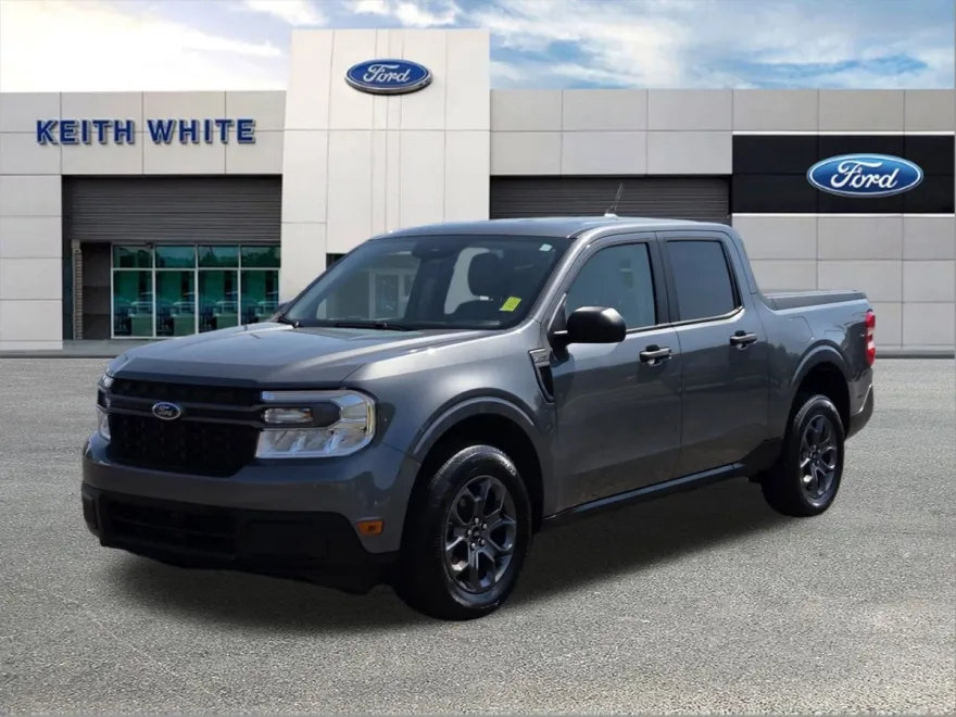 2024 Ford Maverick XLT photo 1