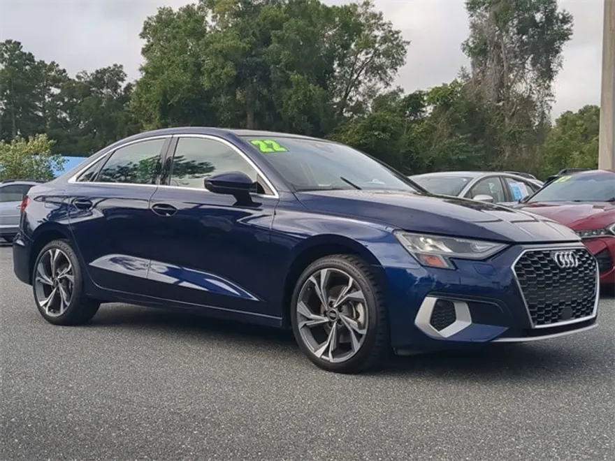 2022 Audi A3 40 Premium photo 1