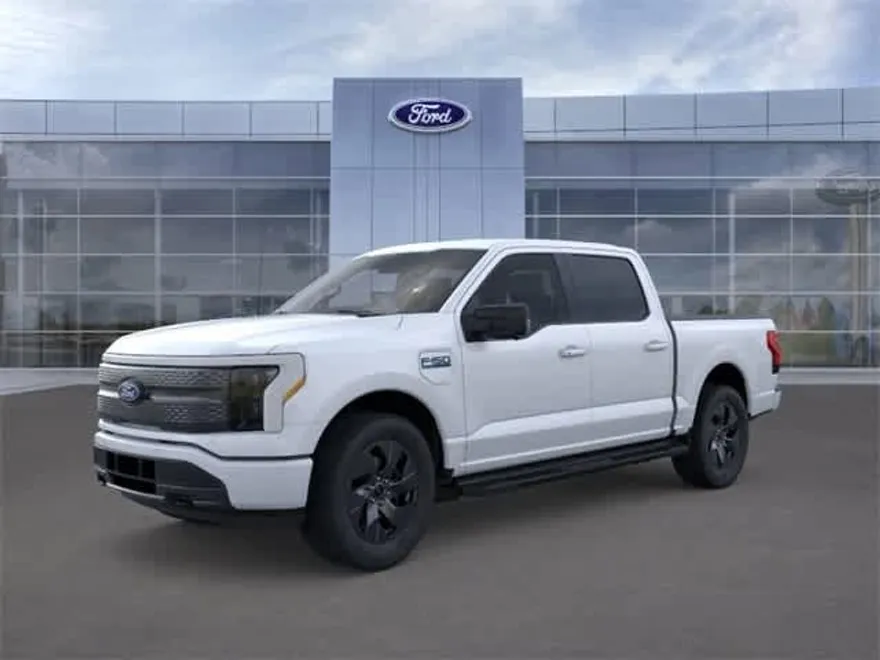 2025 Ford F-150 Lightning XLT photo 1