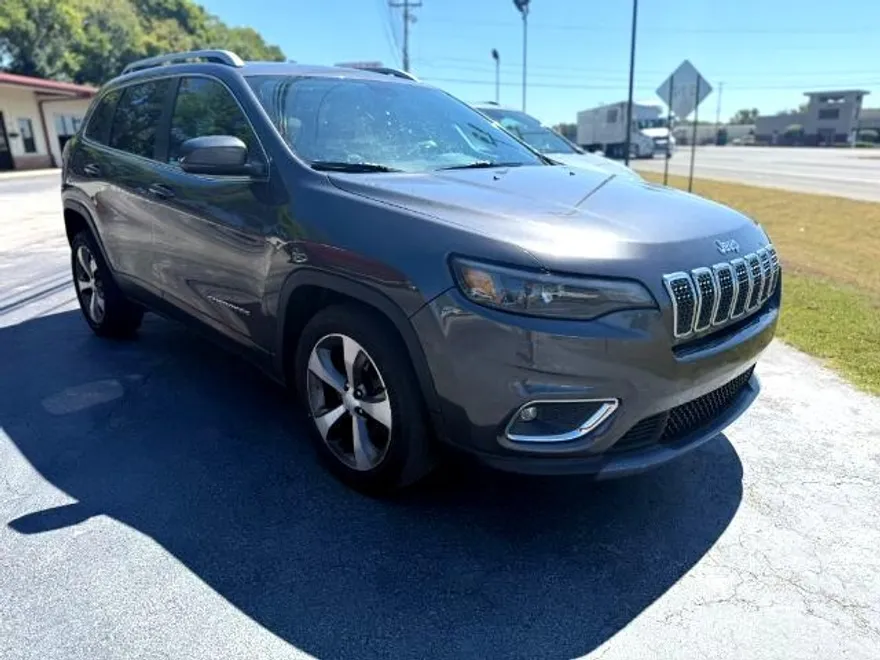 2020 Jeep Cherokee Limited photo 1