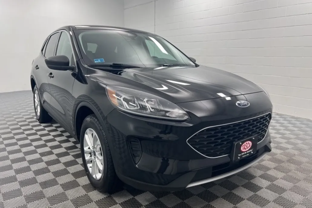 2022 Ford Escape SE photo 1