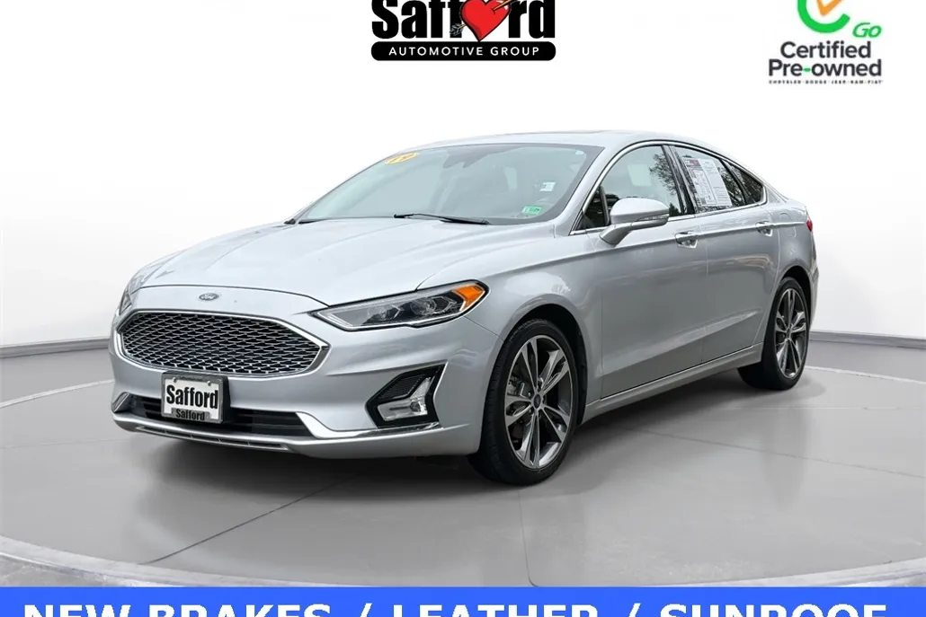 2019 Ford Fusion Titanium photo 1
