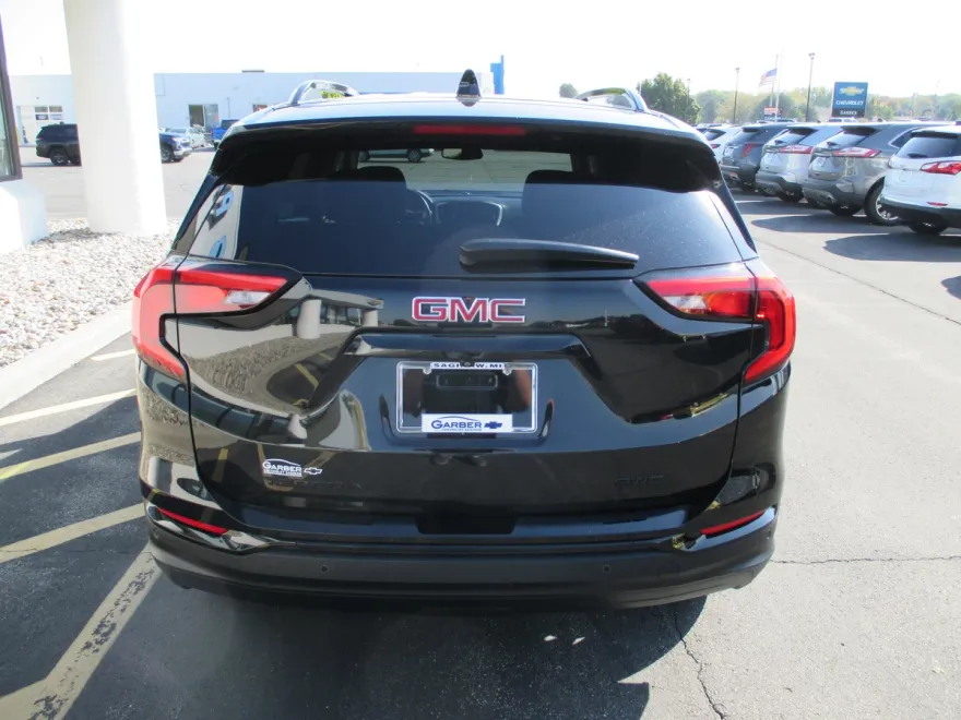 2021 Gmc Terrain SLE photo 1