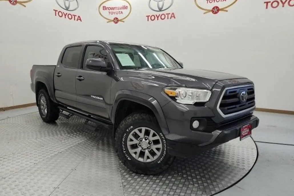 2019 Toyota Tacoma SR5 photo 1