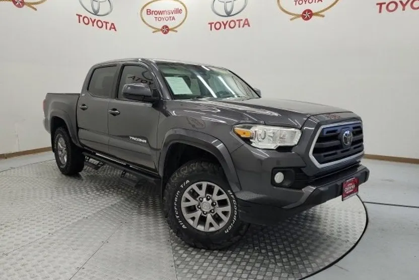 2019 Toyota Tacoma SR5 photo 1
