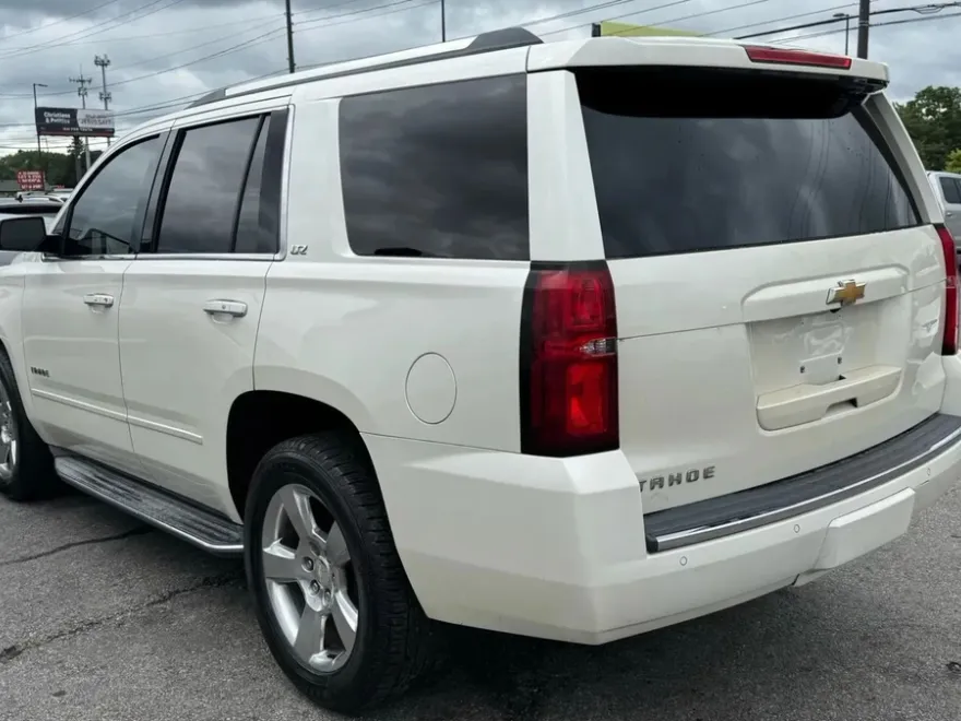 2015 Chevrolet Tahoe LTZ photo 1