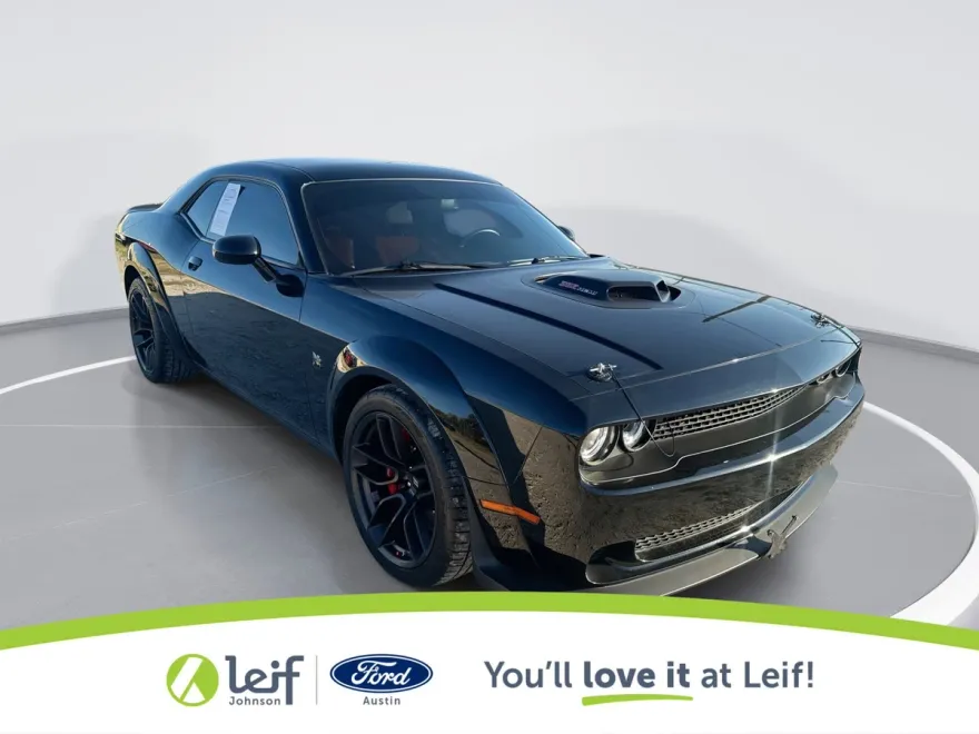 2022 Dodge Challenger R/T Scat Pack Widebody photo 1