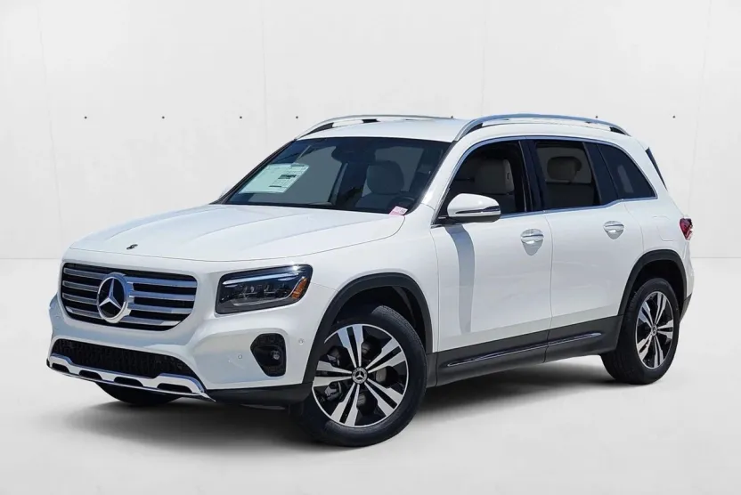2025 Mercedes Benz GLB 250 photo 1