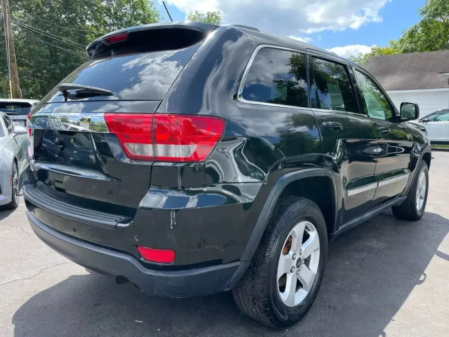 2012 Jeep Grand Cherokee Laredo Sport photo 1