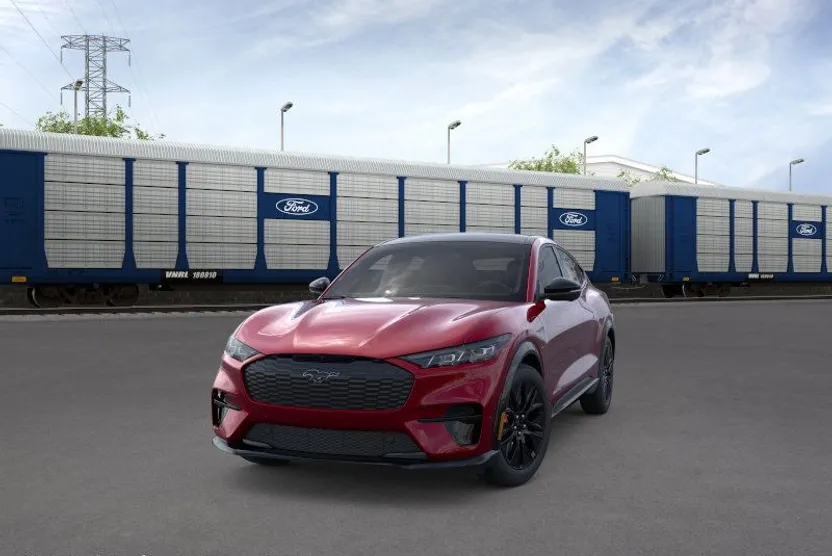 2025 Ford Mustang Mach-E Premium photo 1