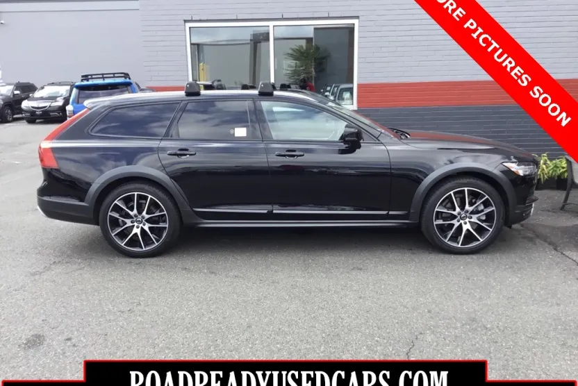 2020 Volvo V90 Cross Country T6 AWD photo 1