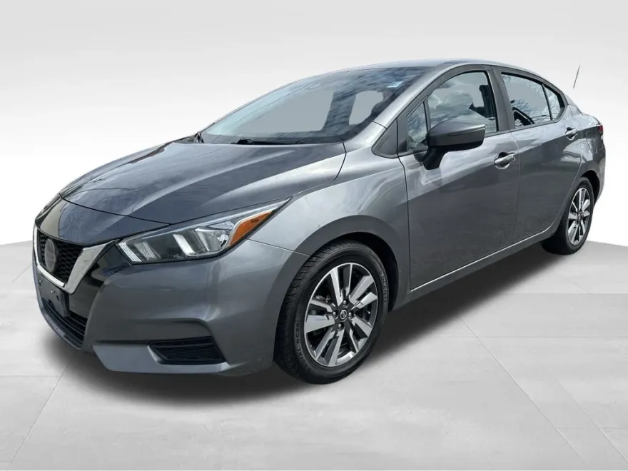 2020 Nissan Versa 1.6 SV photo 1