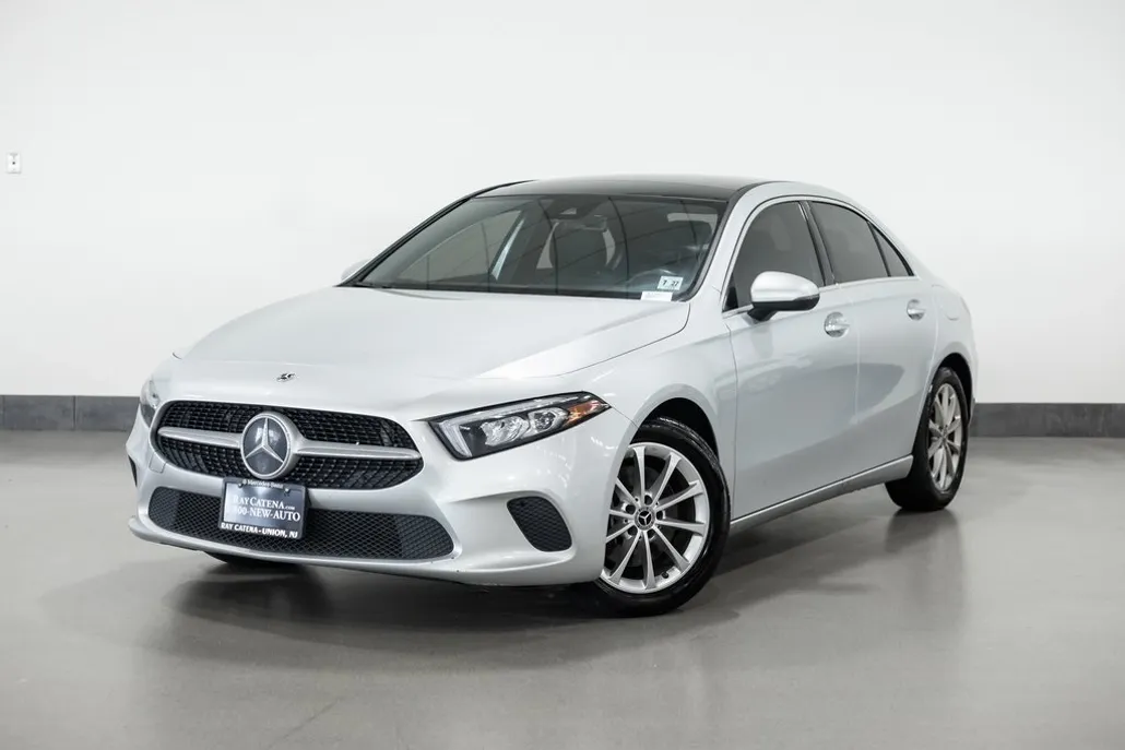 2022 Mercedes Benz A 4MATIC photo 1