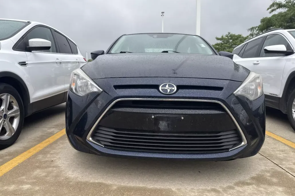 2016 Scion iA photo 1