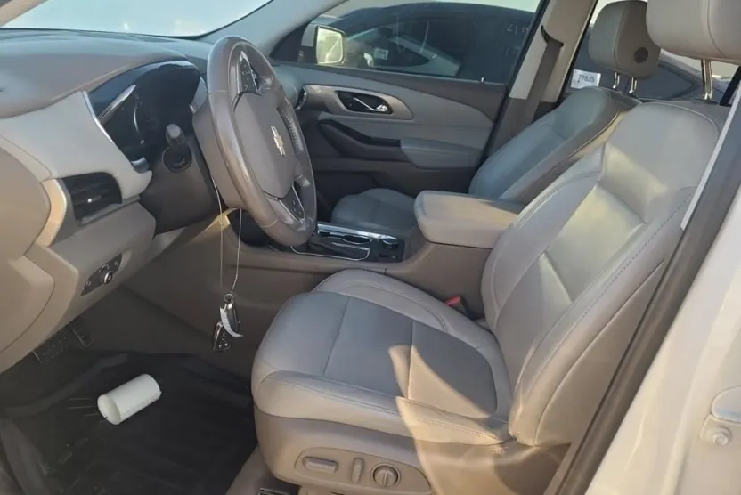 2020 Chevrolet Traverse Leather photo 1