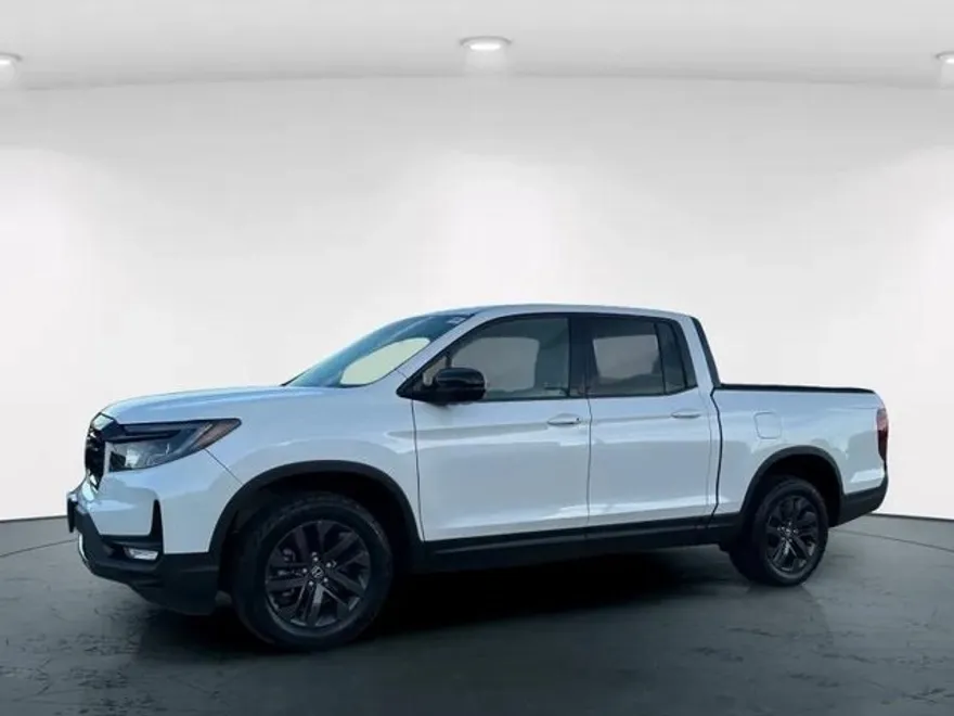 2023 Honda Ridgeline Sport photo 1