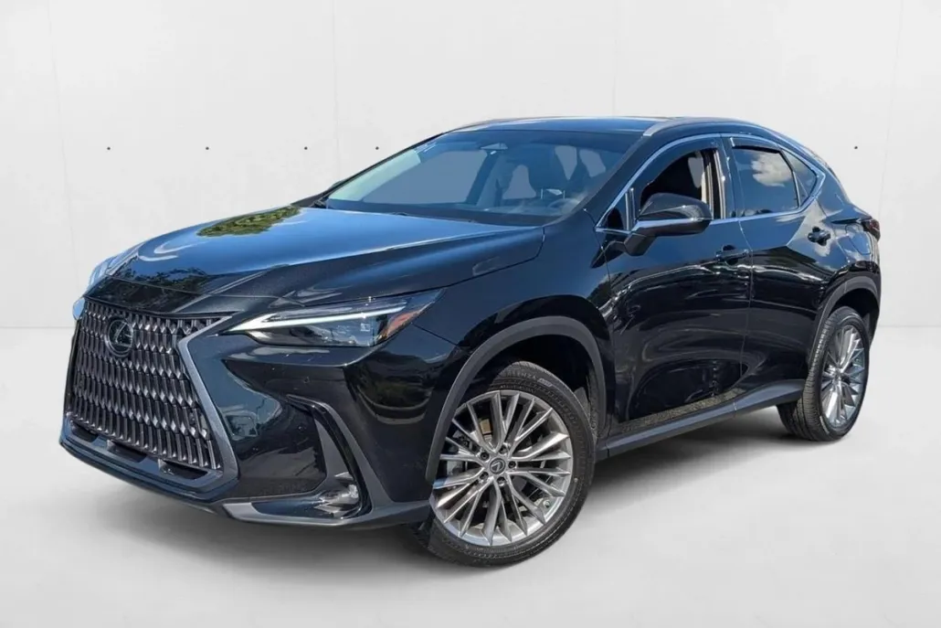 2023 Lexus NX 350 Luxury photo 1