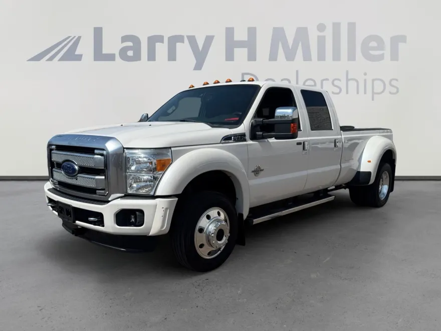 2016 Ford F-450 Platinum photo 1