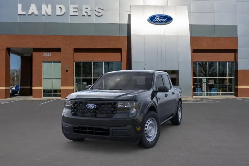 2025 Ford Maverick XL photo 1