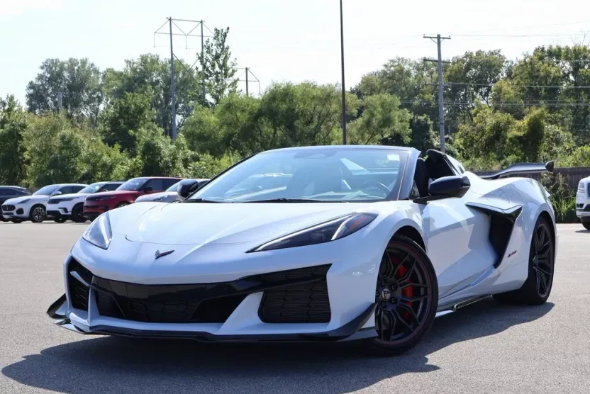2024 Chevrolet Corvette Z06 2LZ photo 1