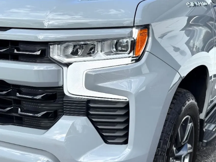 2024 Chevrolet Silverado RST photo 1
