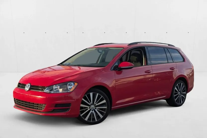 2017 Volkswagen Golf SportWagen S photo 1
