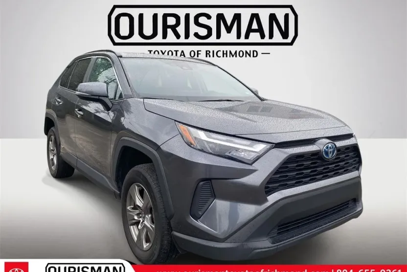 2024 Toyota RAV4 Hybrid XLE photo 1